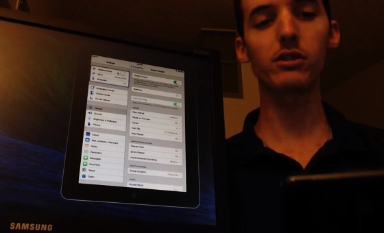 Video: Je iPhone besturen met hoofdbewegingen in iOS 7